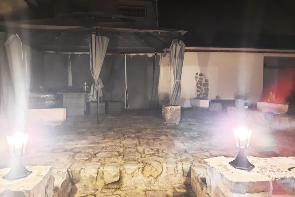 Villa Confortable Avec Jacuzzi A Chevannes Zewnętrze zdjęcie