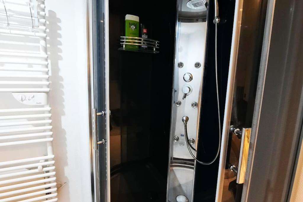 Villa Confortable Avec Jacuzzi A Chevannes Zewnętrze zdjęcie